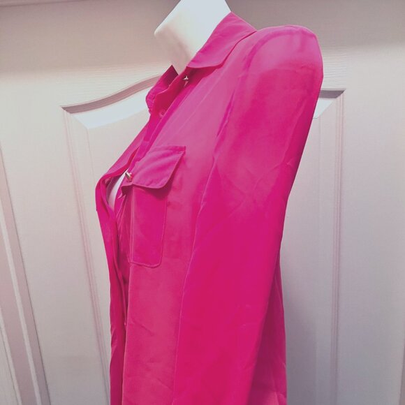 Bisou Bisou-NWT- Women's Long Sleeve Hot Pink Button Up Blouse-XS-Slit Up Back - Picture 6 of 16
